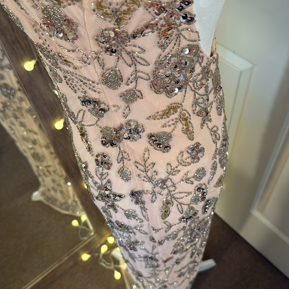 MAC DUGGAL
Hand Beaded Floral Gown with Beaded Spaghetti Straps - Picture 11 of 17